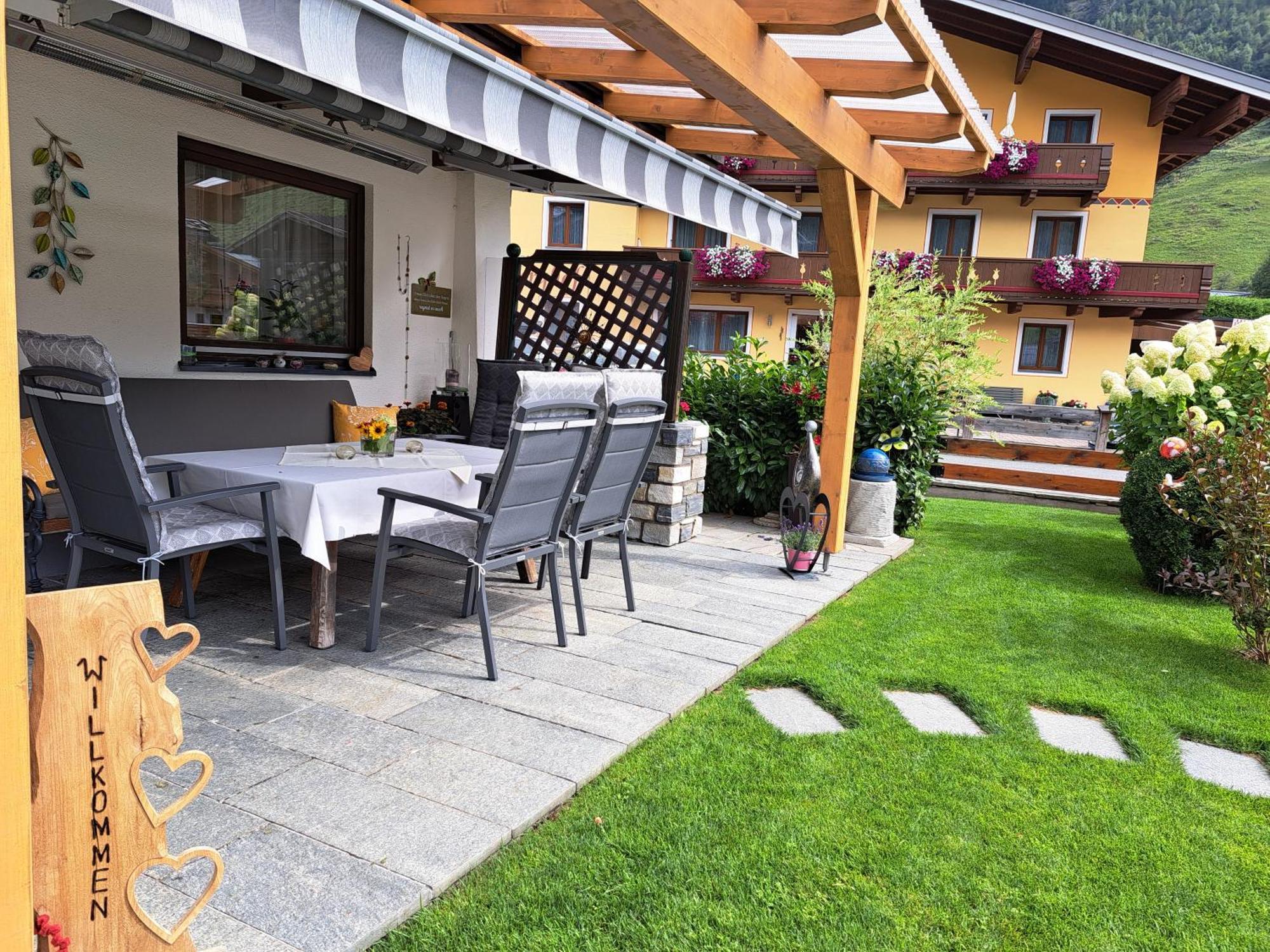 Pension Und Appartement Weinschreiber Rauris Exteriér fotografie