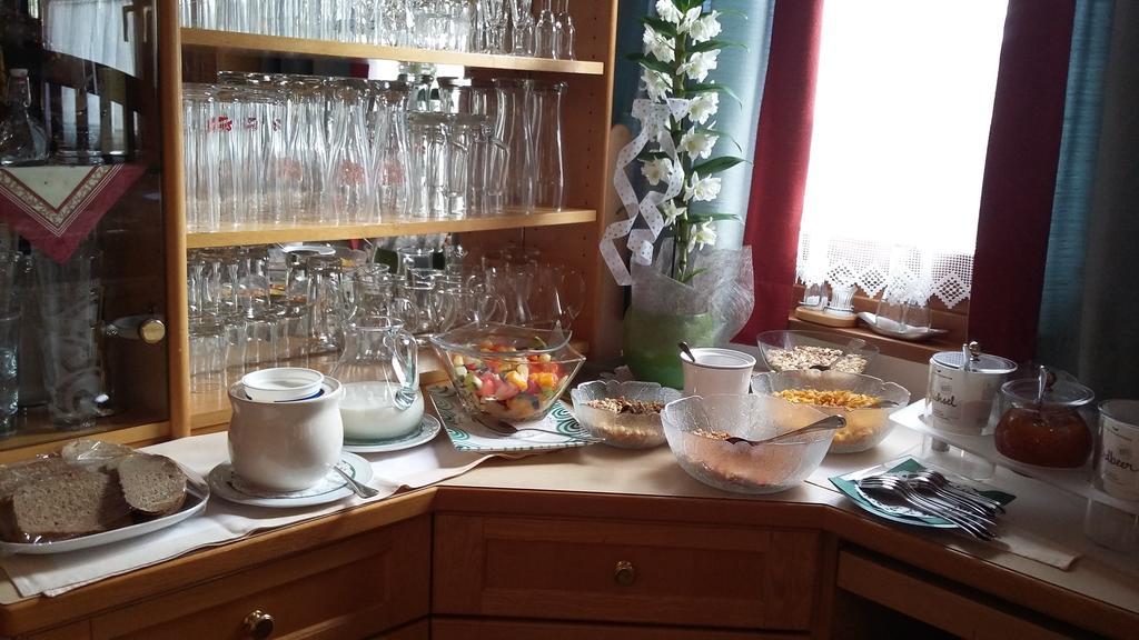 Pension Und Appartement Weinschreiber Rauris Exteriér fotografie