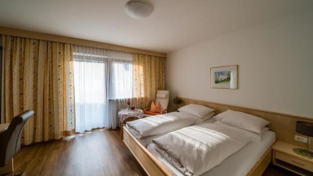 Pension Und Appartement Weinschreiber Rauris Exteriér fotografie